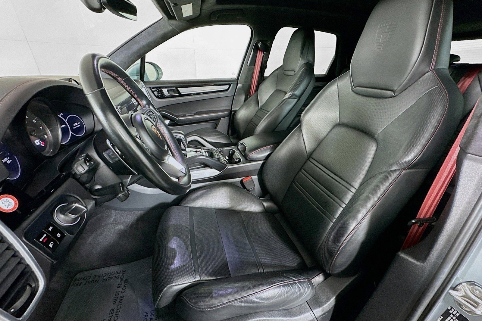Used 2020 Porsche Cayenne Turbo AWD/4WD image 18