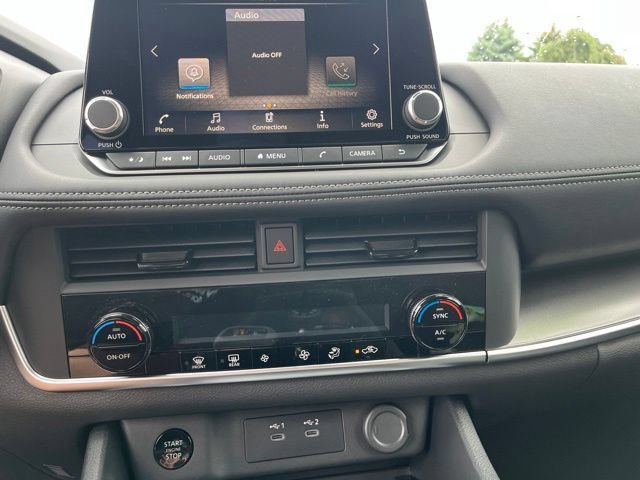New 2026 Nissan Rogue SV AWD/4WD image 23