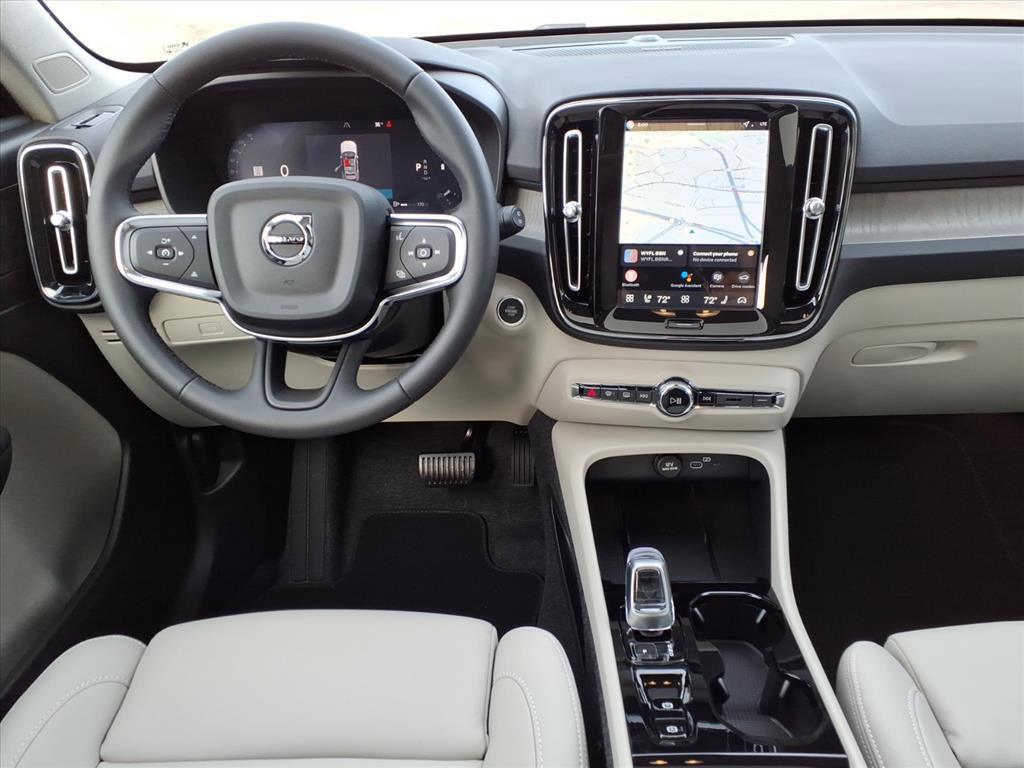 New 2026 Volvo XC40 B5 Ultra w/ Protection Package Premier image 12