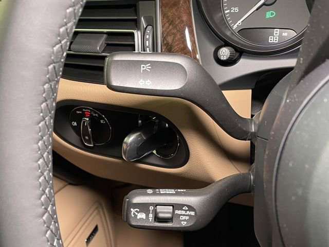 New 2026 Porsche Macan image 42