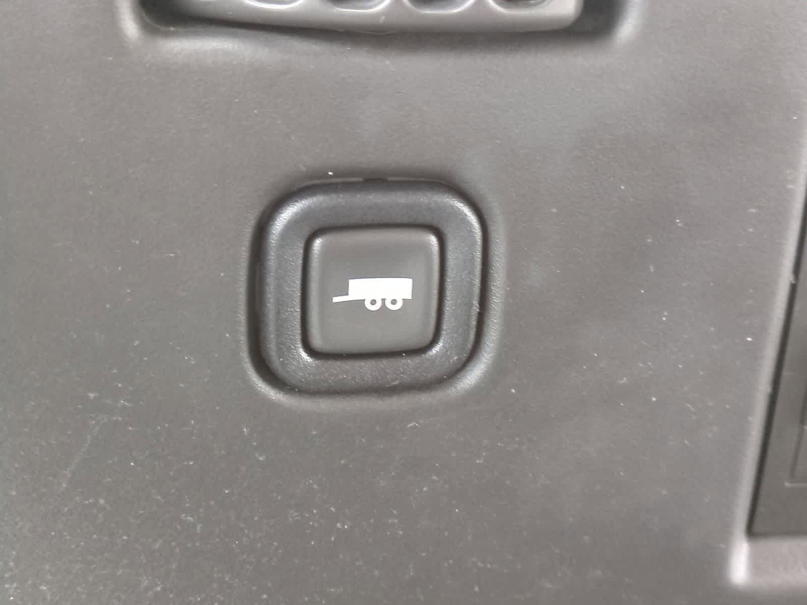 Used 2013 GMC Savana 3500 image 32