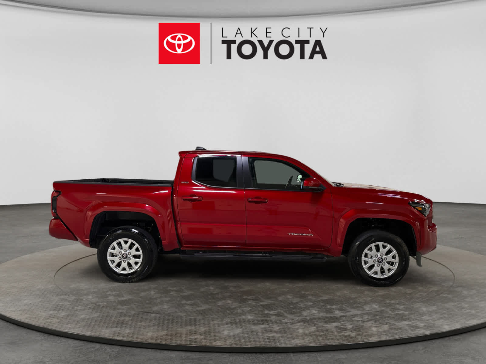 Used 2025 Toyota Tacoma SR5 RWD image 9