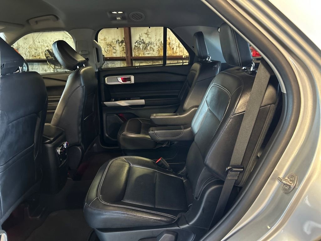Used 2023 Ford Explorer Limited w/ Equipment Group 301A image 25