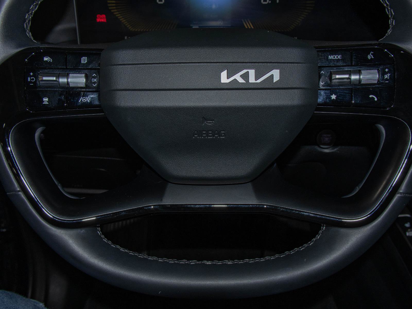 Used 2026 Kia Sorento EX w/ EX Premium Package FWD image 12