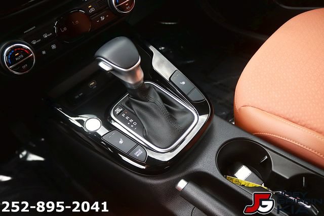 Certified 2025 Kia Soul EX FWD image 21