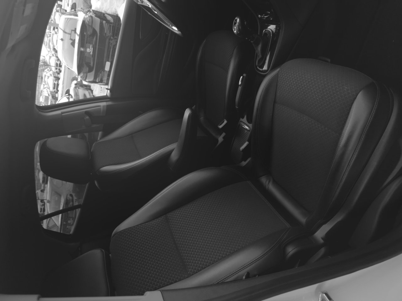 Used 2020 Buick Encore Preferred image 11