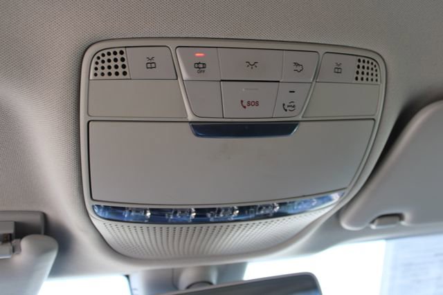 Used 2020 Mercedes-Benz GLC 300 4MATIC image 16
