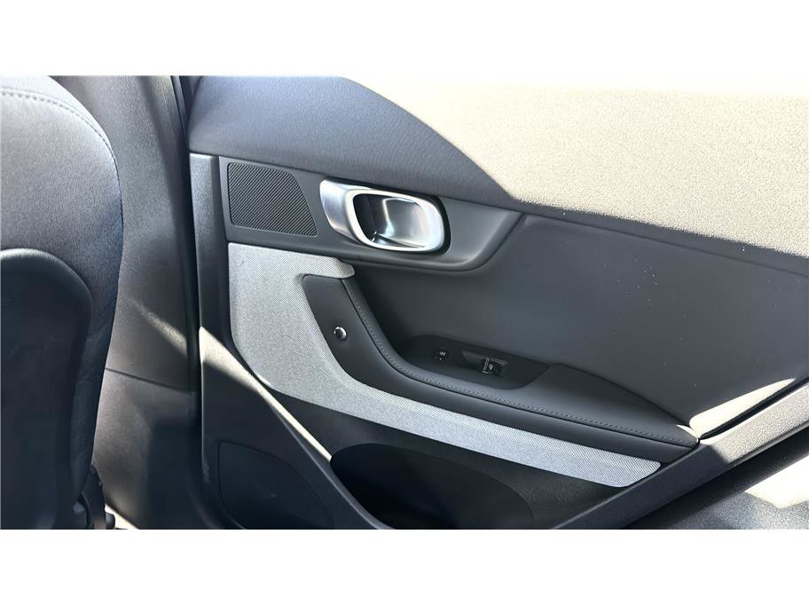 Used 2024 Polestar Polestar 2 RWD image 18