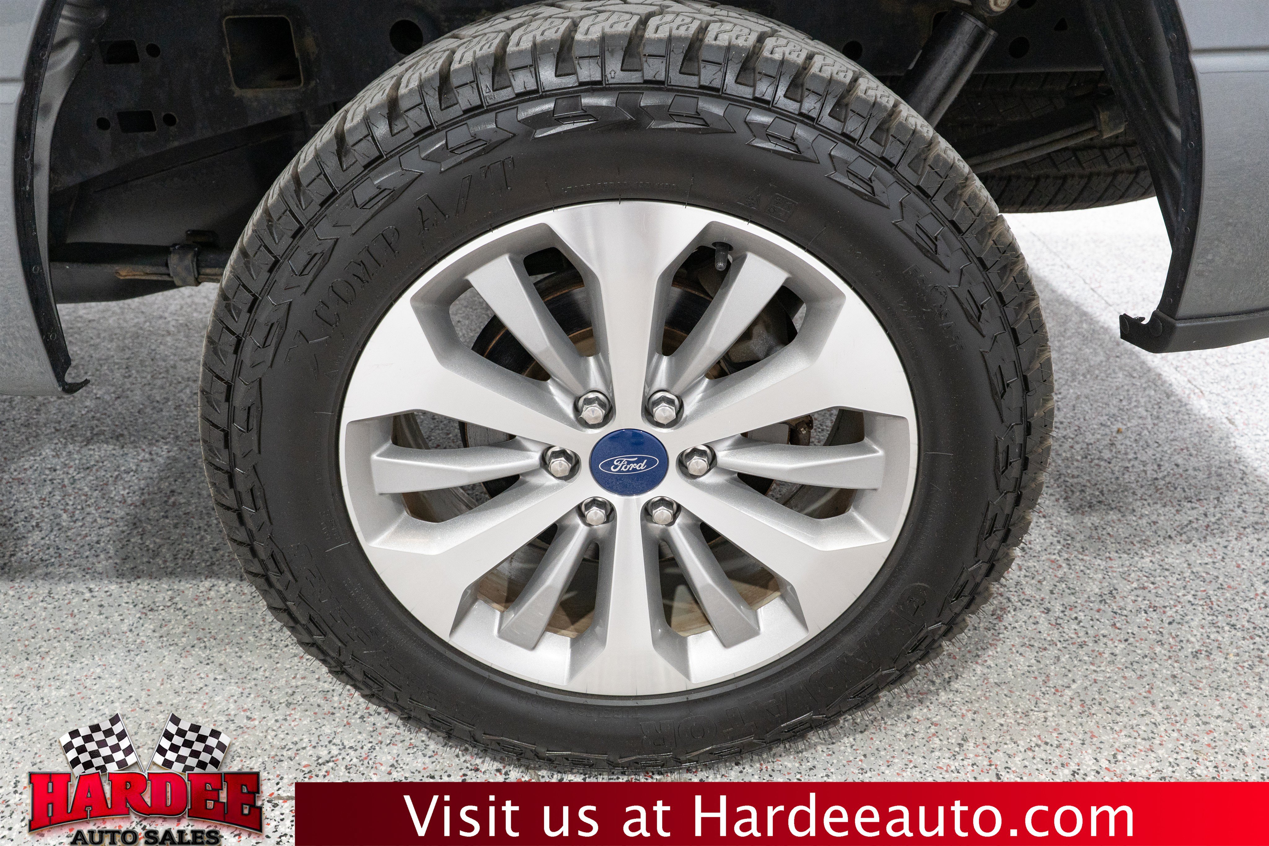 Used 2018 Ford F150 XL w/ Equipment Group 101A Mid AWD/4WD image 9