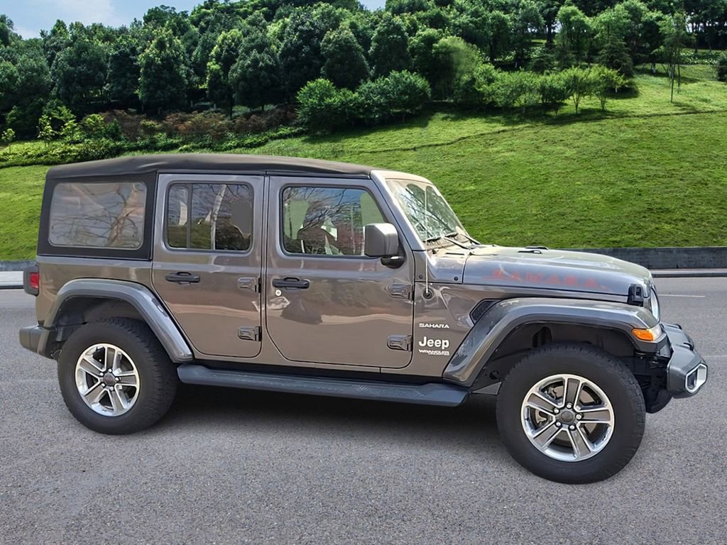 Used 2021 Jeep Wrangler Unlimited Sahara AWD/4WD image 9