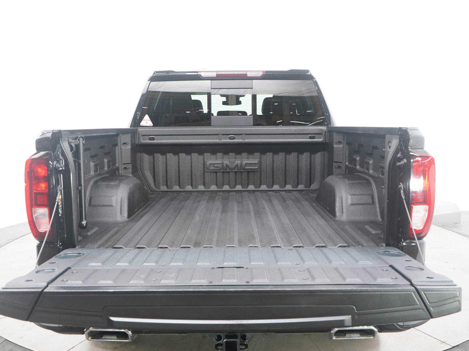 Used 2022 GMC Sierra 1500 Elevation w/ Elevation Premium Package image 16