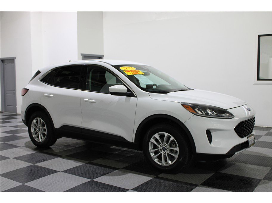 Used 2021 Ford Escape SE