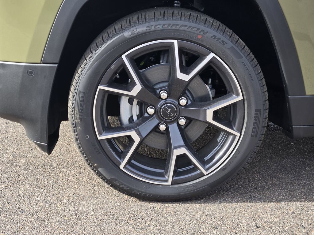 New 2026 Jeep Cherokee Overland image 6