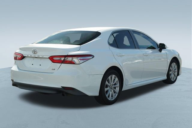 Used 2018 Toyota Camry LE image 8