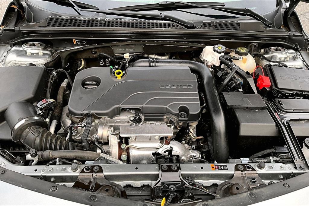 Used 2024 Chevrolet Malibu LT image 19