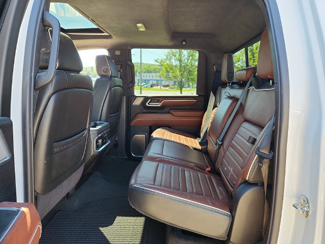 Used 2024 GMC Sierra 2500 Denali Ultimate AWD/4WD image 13