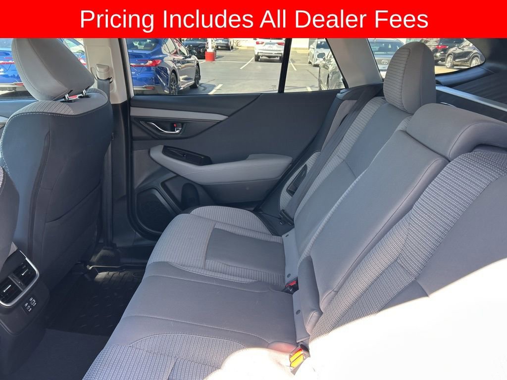 Used 2025 Subaru Outback Premium w/ Popular Package #1 AWD/4WD image 12