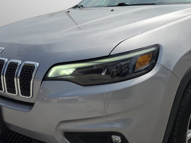 Certified 2019 Jeep Cherokee Latitude w/ Popular Appearance Group FWD image 34