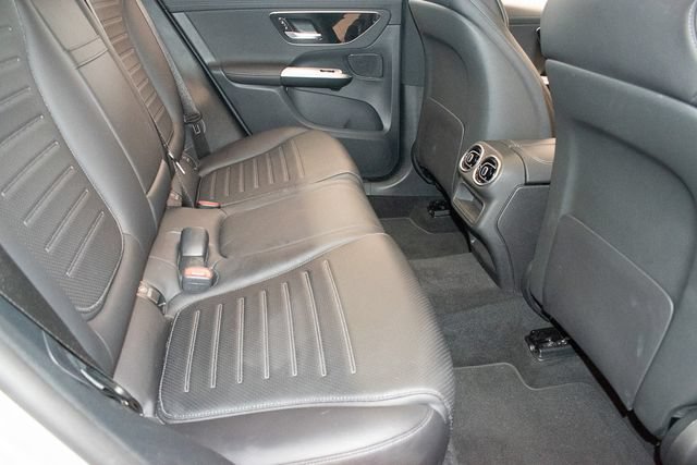 Used 2023 Mercedes-Benz GLC 300 4MATIC w/ AMG Line image 12