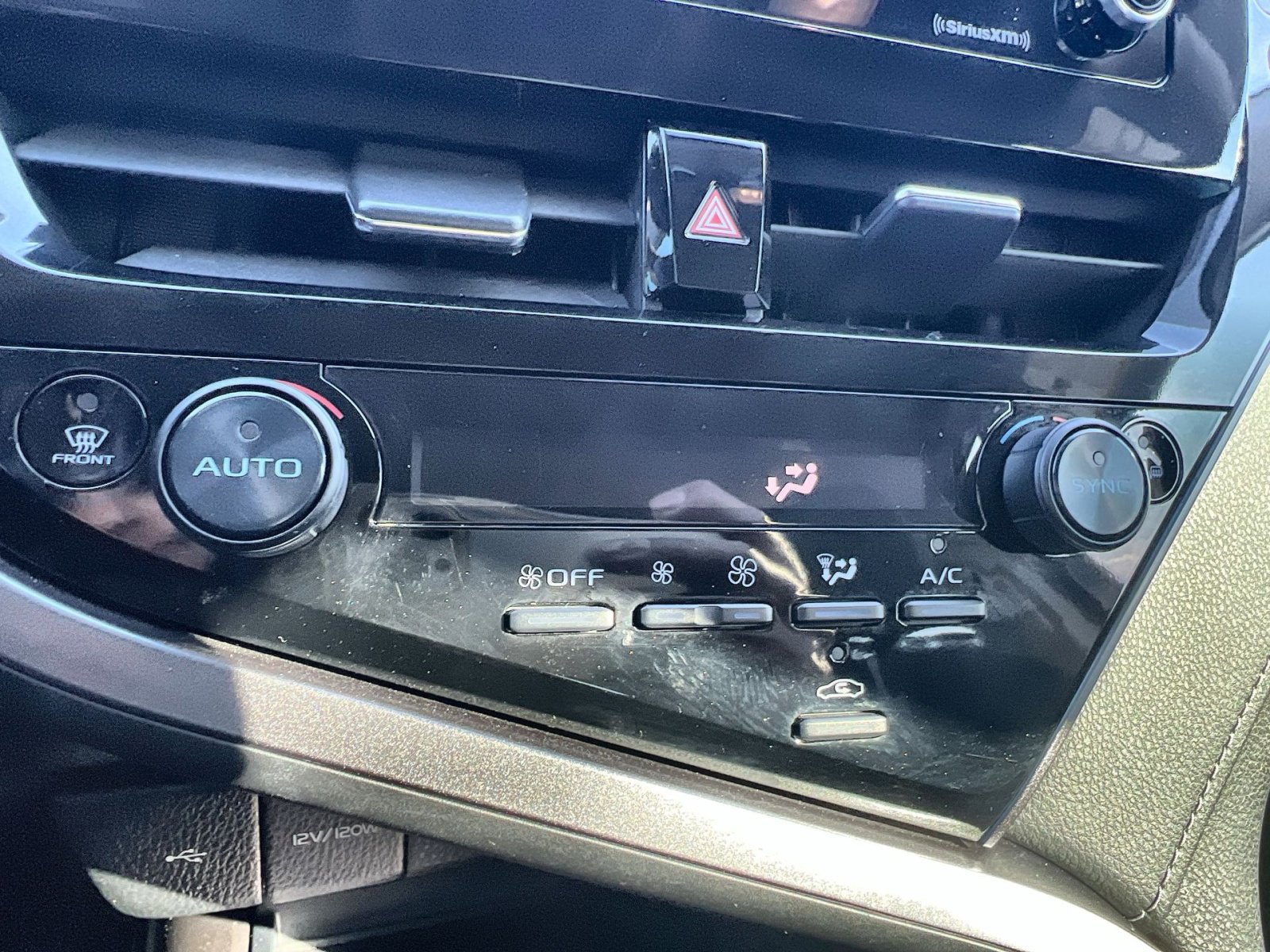 Used 2023 Toyota Camry SE w/ Convenience Package image 20