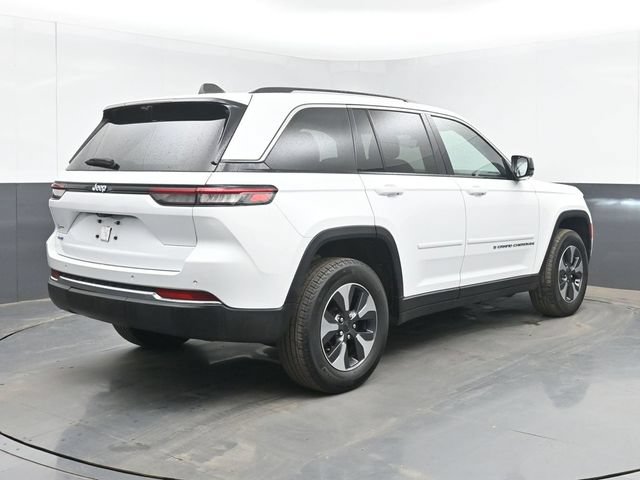 Used 2022 Jeep Grand Cherokee Limited 4xe w/ Luxury Tech Group II AWD/4WD image 10