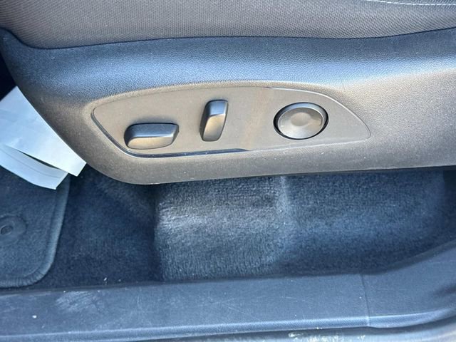 Used 2025 GMC Acadia Elevation image 54