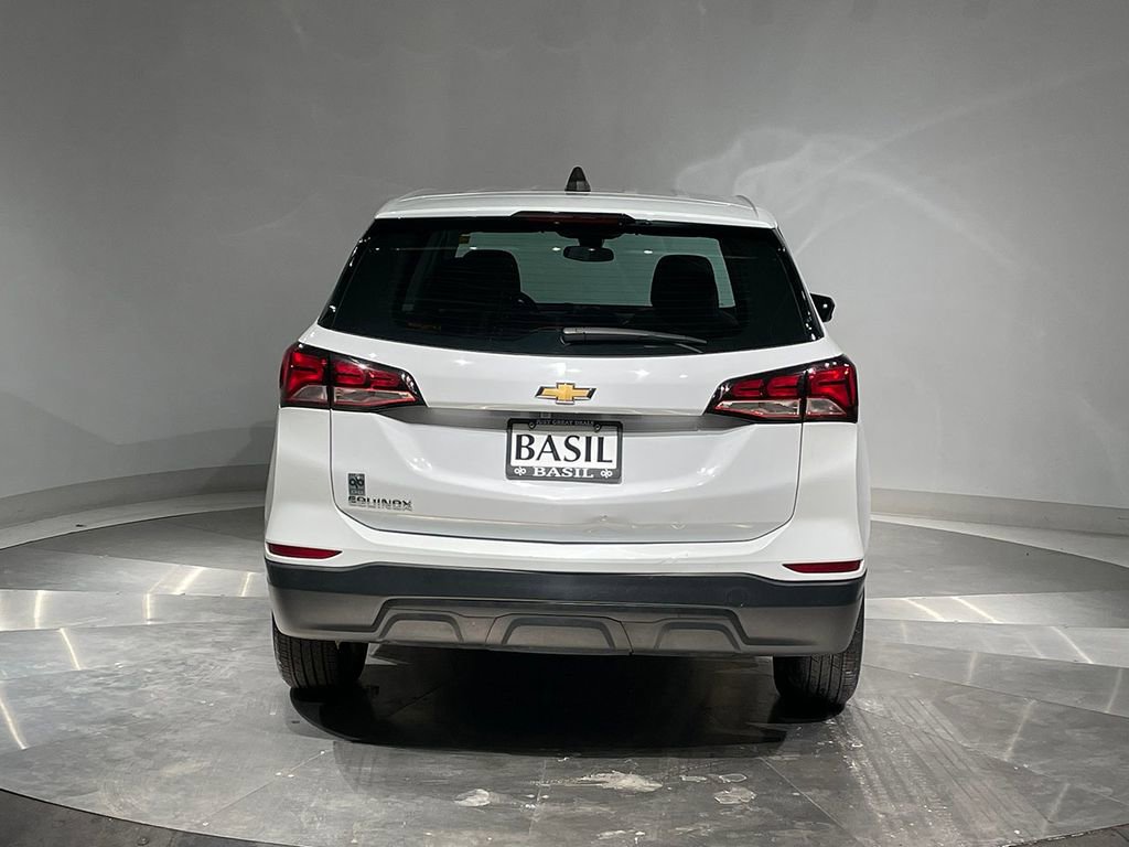 Used 2023 Chevrolet Equinox LS image 12
