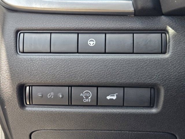 Used 2024 Nissan Rogue SL w/ SL Premium Package FWD image 23