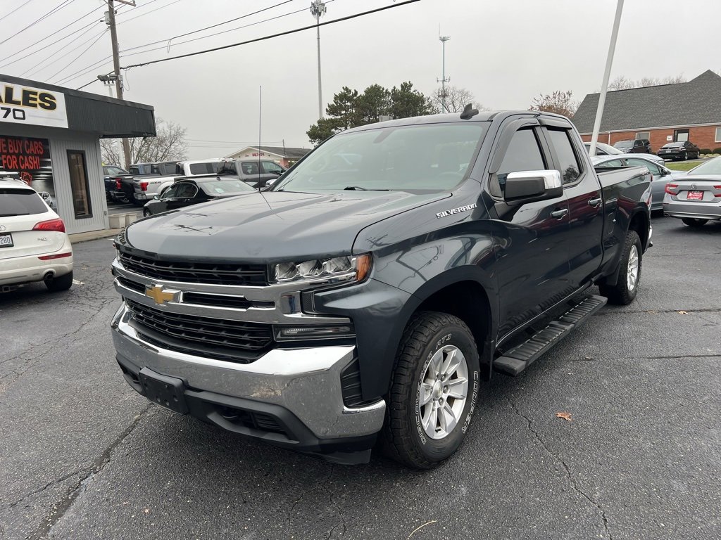 Used 2020 Chevrolet Silverado 1500 LT image 2