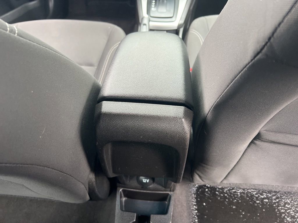 Used 2015 Ford Fiesta SE FWD image 18