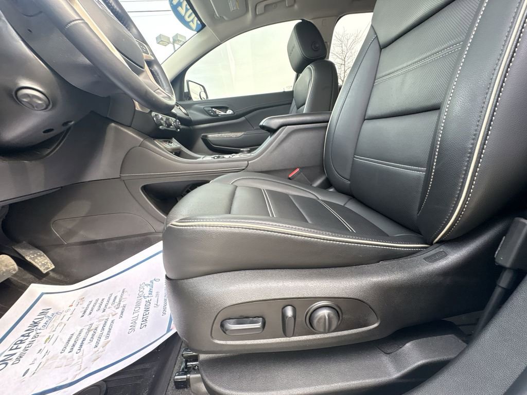 Used 2021 GMC Acadia Denali w/ Denali Ultimate Package image 14