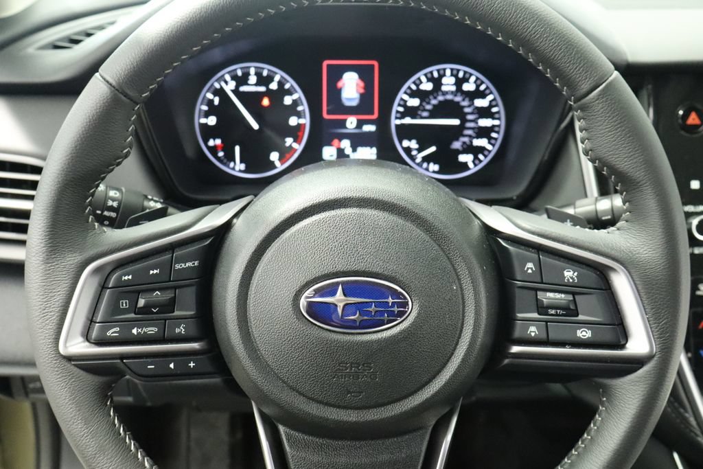 Used 2025 Subaru Outback Premium AWD/4WD image 39