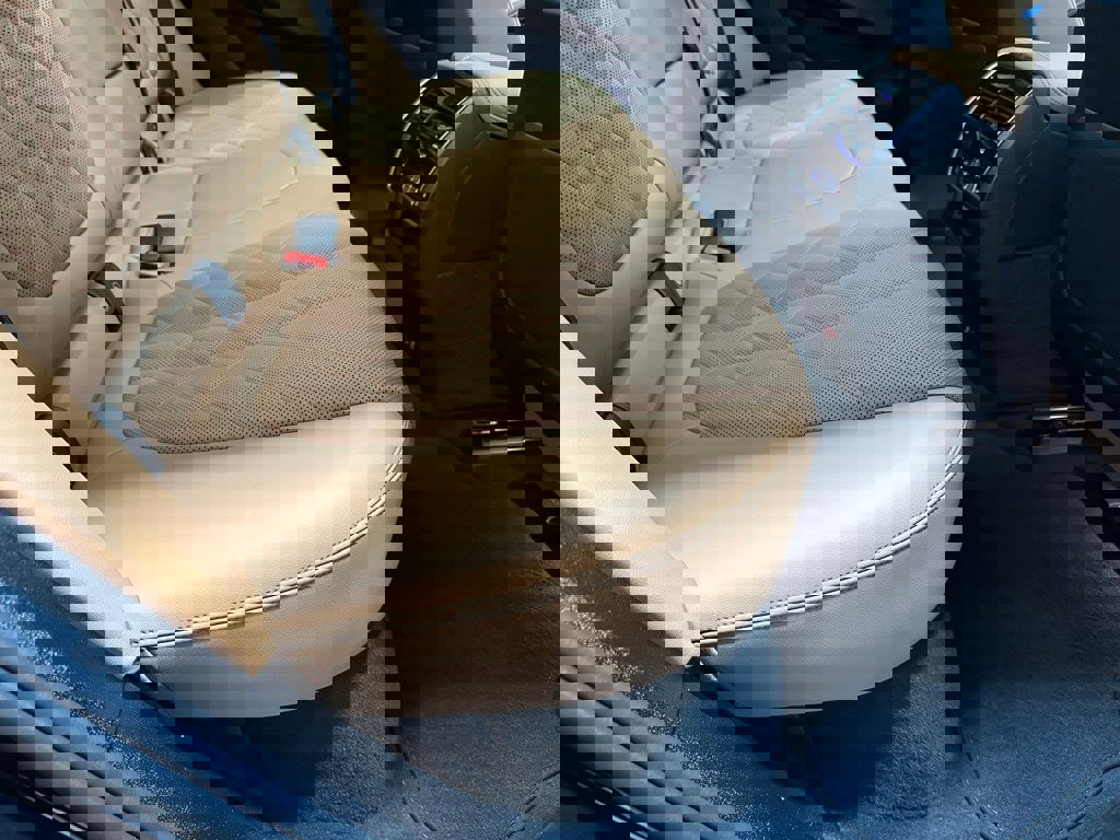 Used 2026 BMW X5 xDrive50e image 51