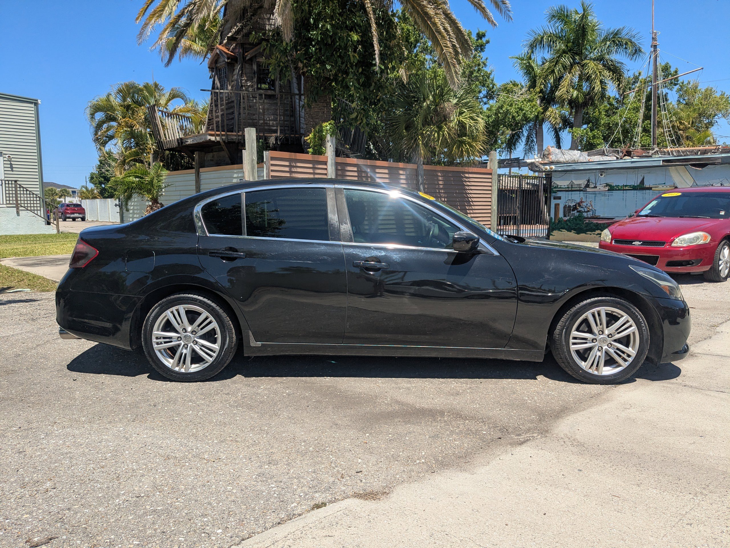 Used 2012 INFINITI G37 Journey w/ Premium Pkg RWD image 3