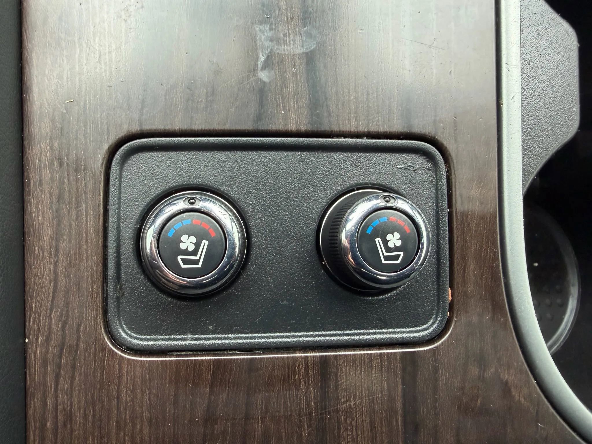 Used 2019 Nissan Murano Platinum w/ Cargo Package image 33