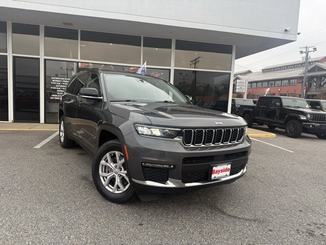 Used 2022 Jeep Grand Cherokee L Limited image 2
