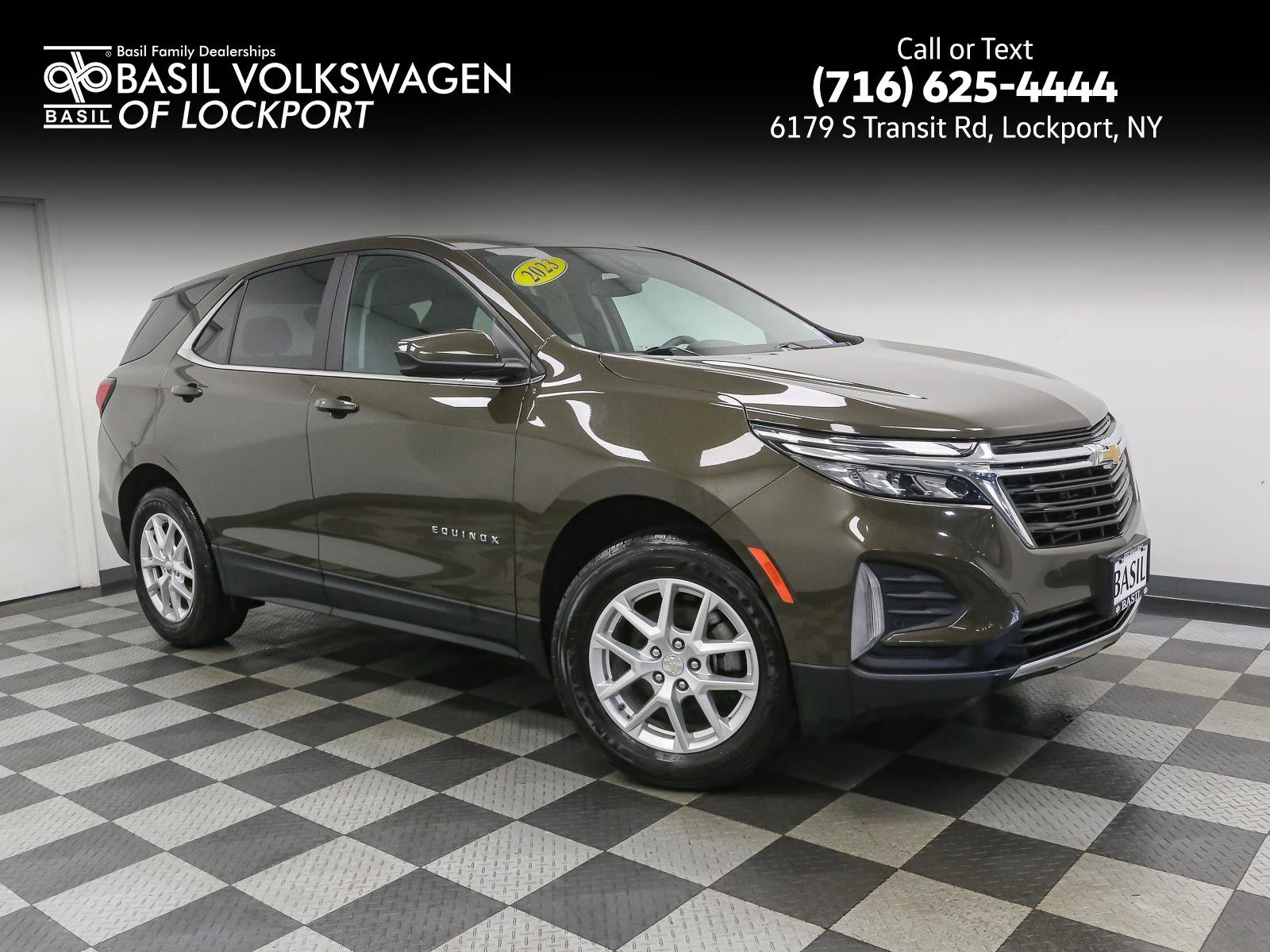 Used 2023 Chevrolet Equinox LT AWD/4WD image 1
