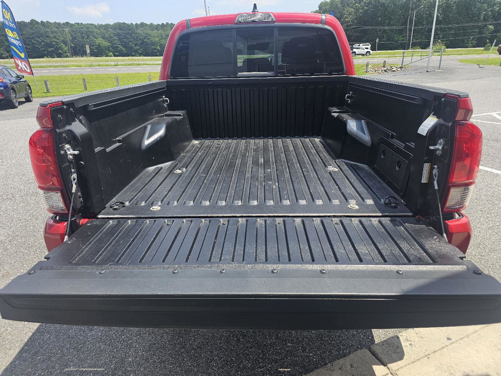 Used 2023 Toyota Tacoma SR image 7