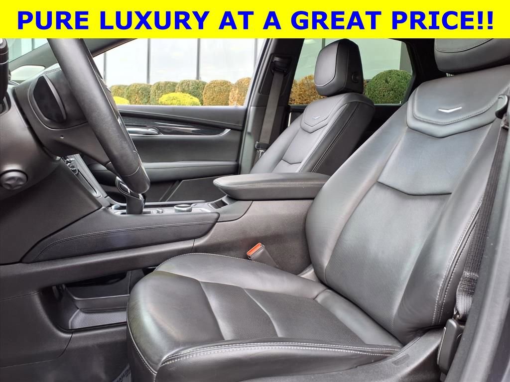 Used 2023 Cadillac XT5 Premium Luxury image 13