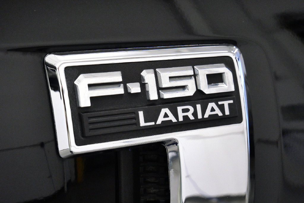 Used 2021 Ford F150 Lariat w/ Max Trailer Tow Package AWD/4WD image 10