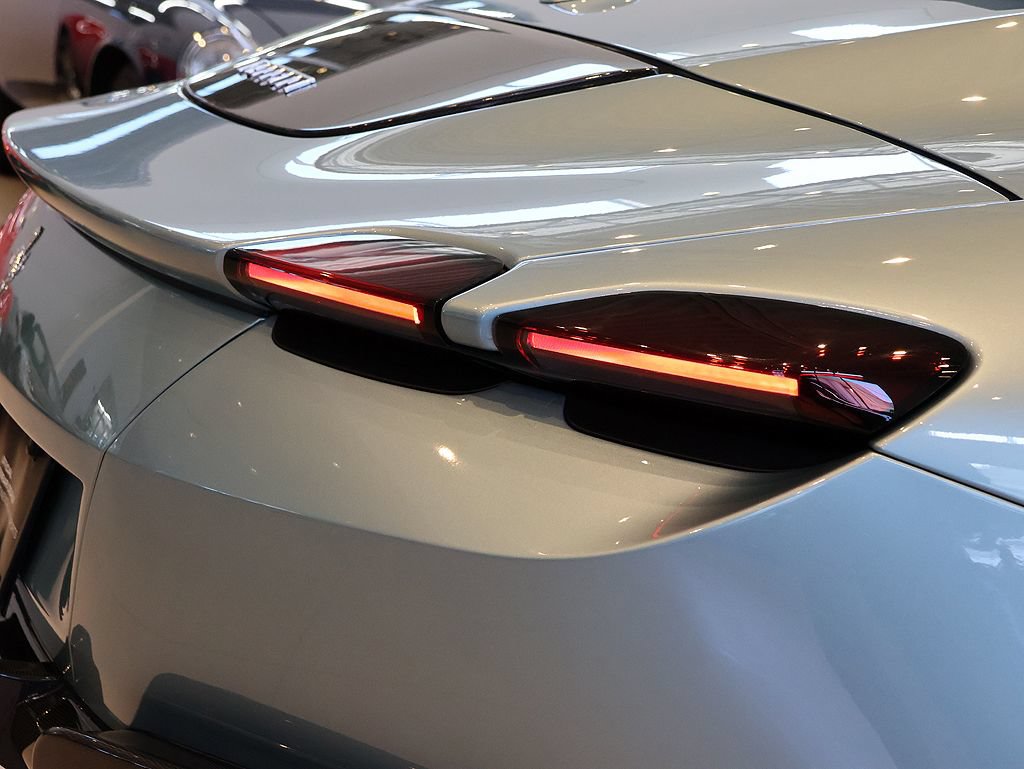 Certified 2024 Ferrari Roma Spider RWD image 48