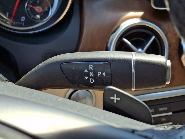 Used 2018 Mercedes-Benz GLA 250 4MATIC image 17