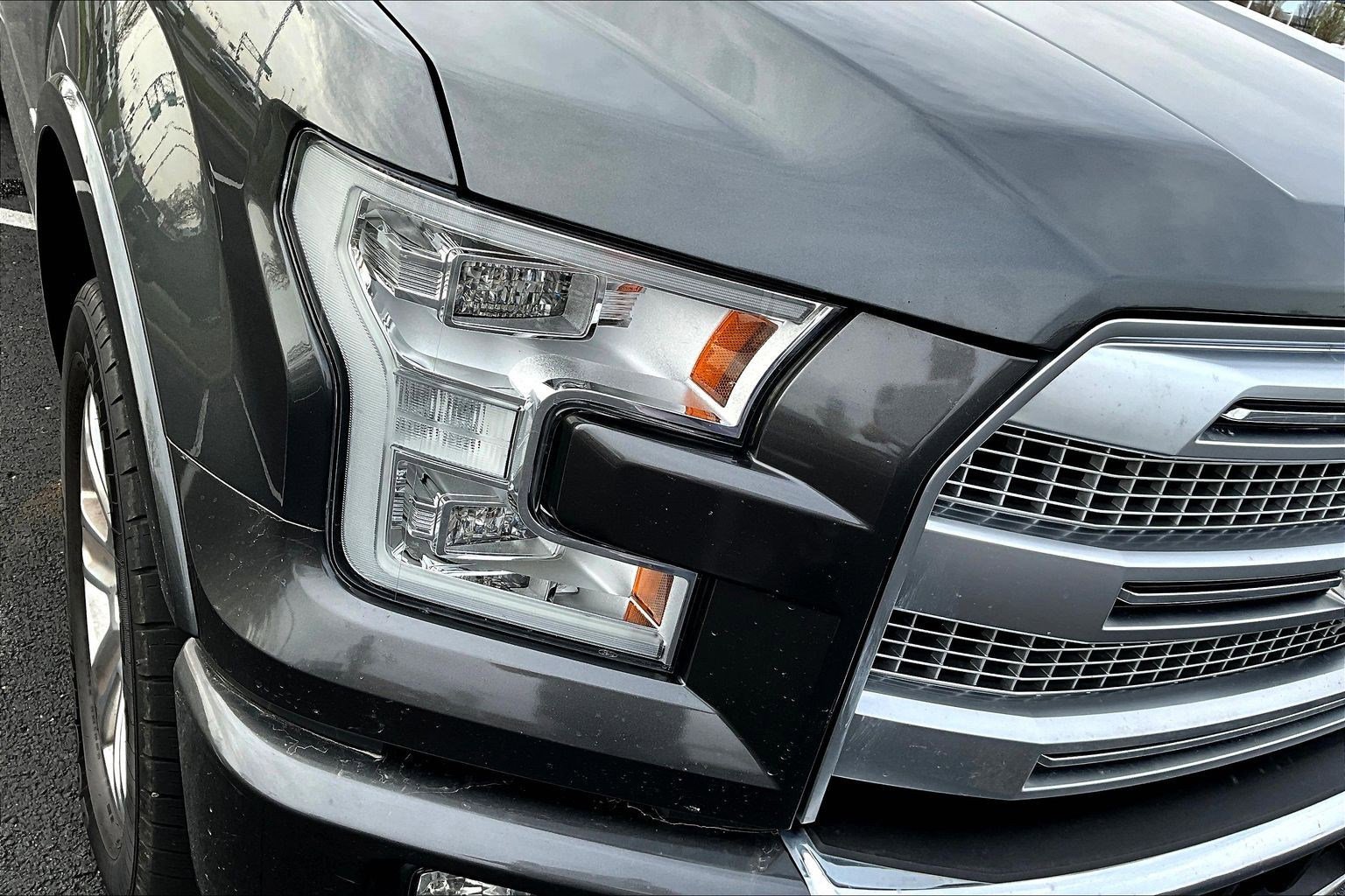 Used 2016 Ford F150 Platinum w/ Equipment Group 701A Luxury image 34