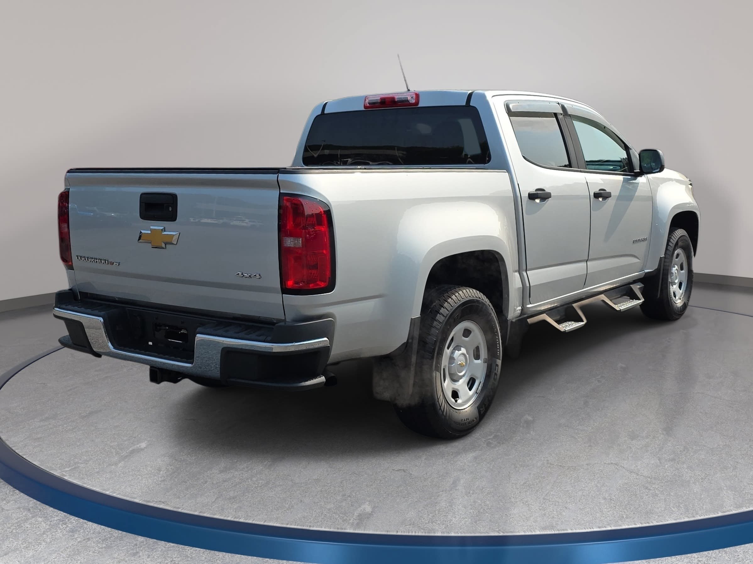 Used 2020 Chevrolet Colorado W/T w/ WT Convenience Package AWD/4WD image 5