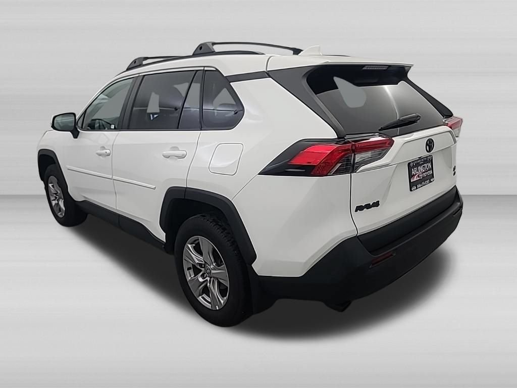 Used 2023 Toyota RAV4 XLE AWD/4WD image 7