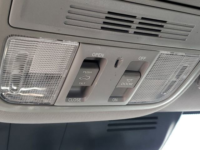 Used 2018 Honda CR-V EX image 29