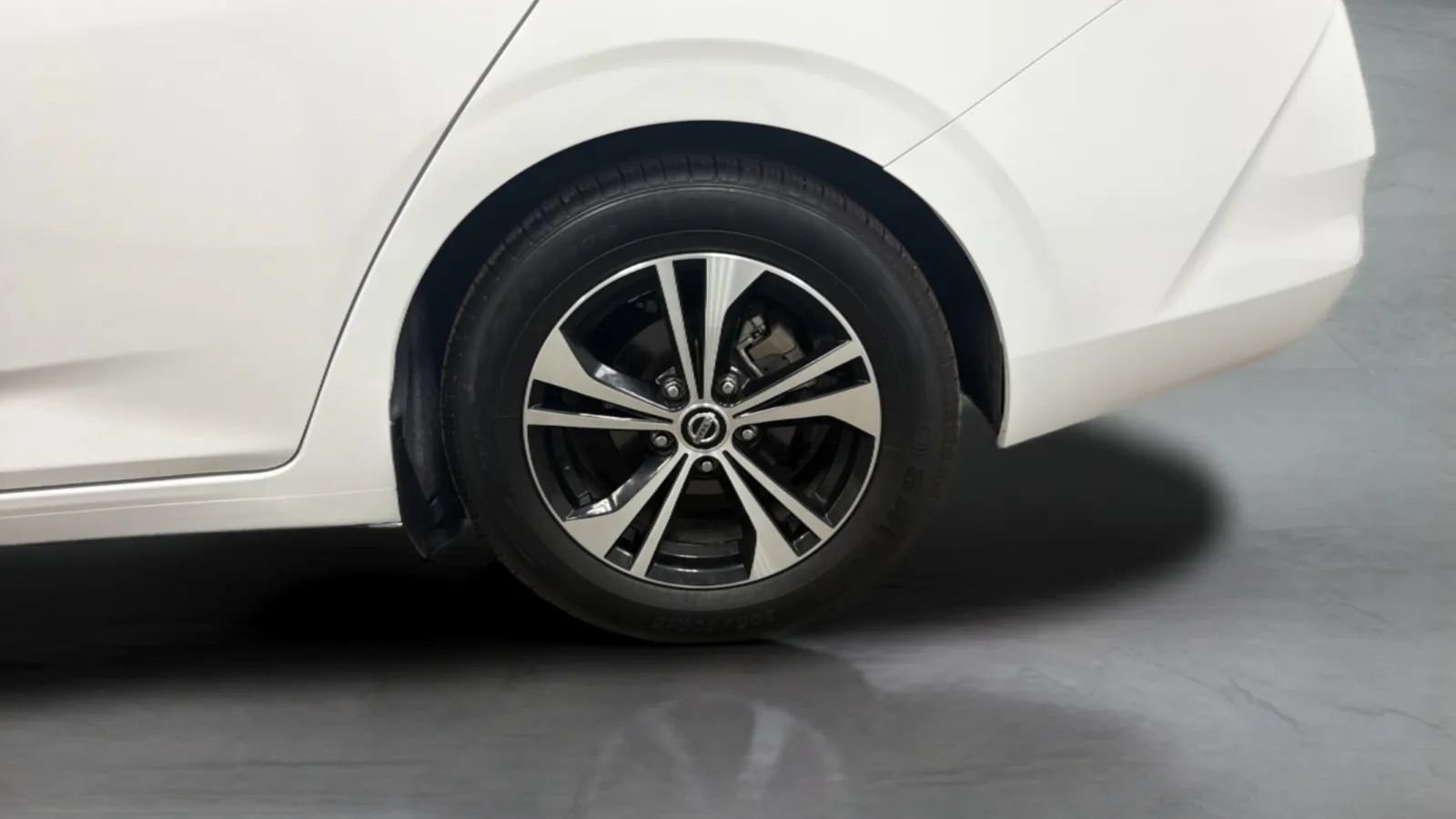 Used 2022 Nissan Sentra SV FWD image 26