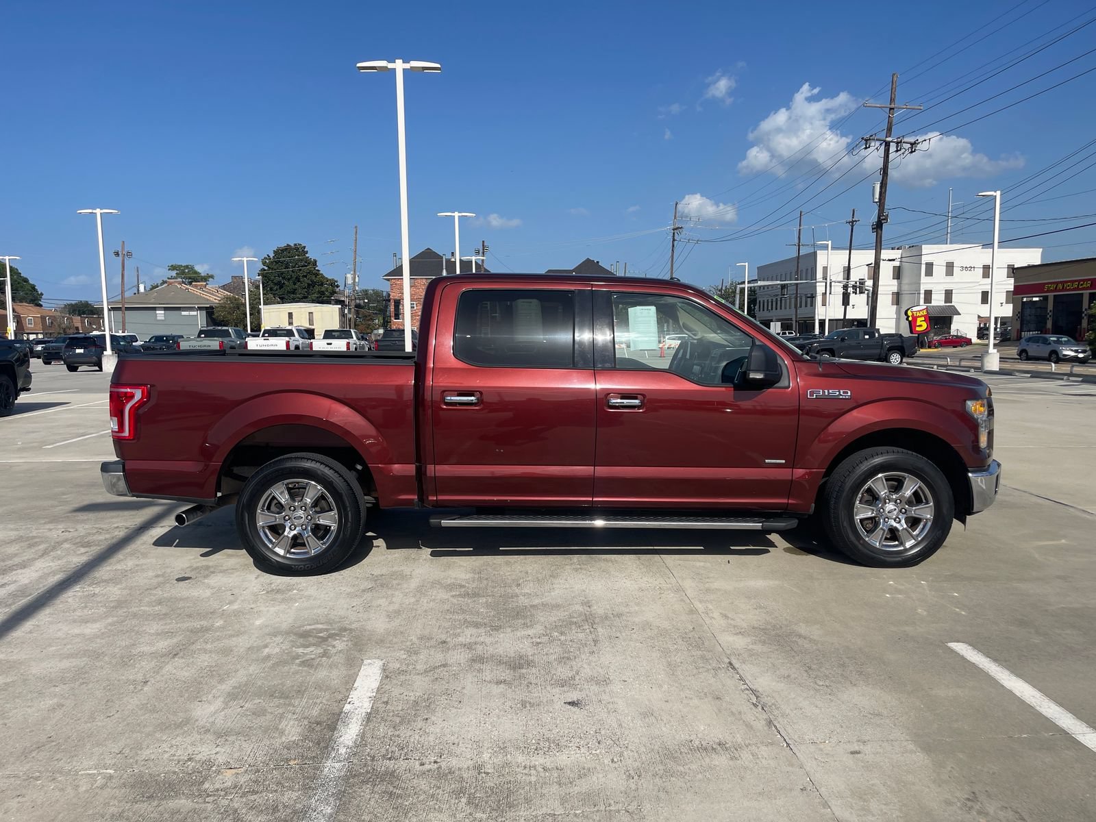 Used 2015 Ford F150 XLT w/ Equipment Group 302A Luxury RWD image 8