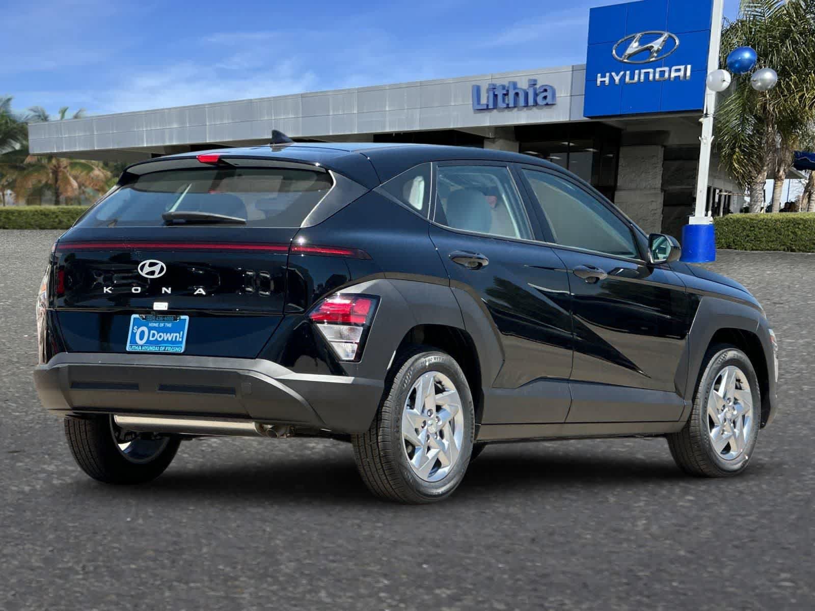 New 2026 Hyundai Kona SE FWD image 2