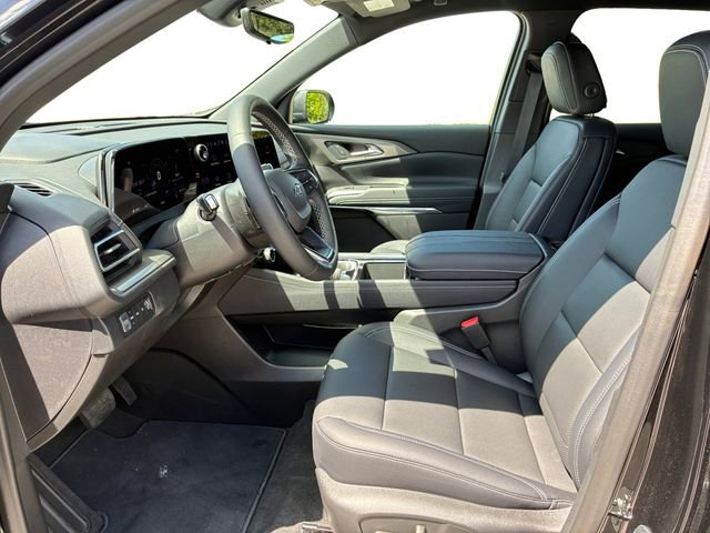 New 2026 Chevrolet Traverse LT w/ Midnight/Sport Edition AWD/4WD image 11